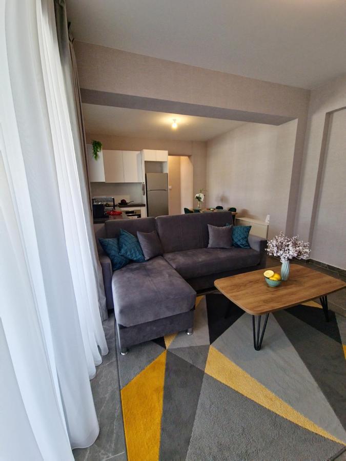 Carisa Deluxe Apartment With Jacuzzi Ларнака Экстерьер фото